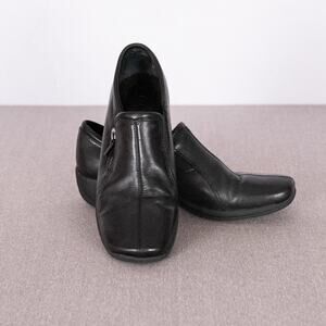 Clarks Women's Leather 'Croft' Slip-On Comfort Loafer Size 10 Casual Minimalist